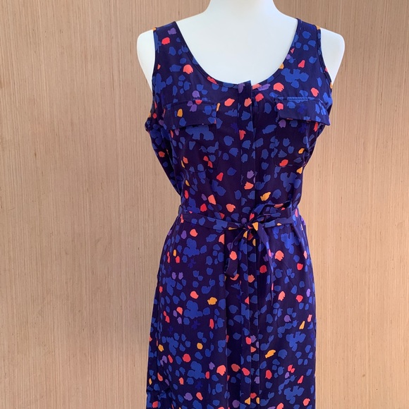 Dress - Picture 3 of 4